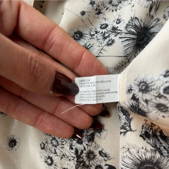 Club Monaco Floral Sleeveless 100% Silk Blouse - Champagne - Picture 7 of 8